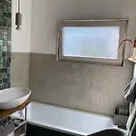 Atelier De Pfalz-loftstyl Mit Pfalzblick