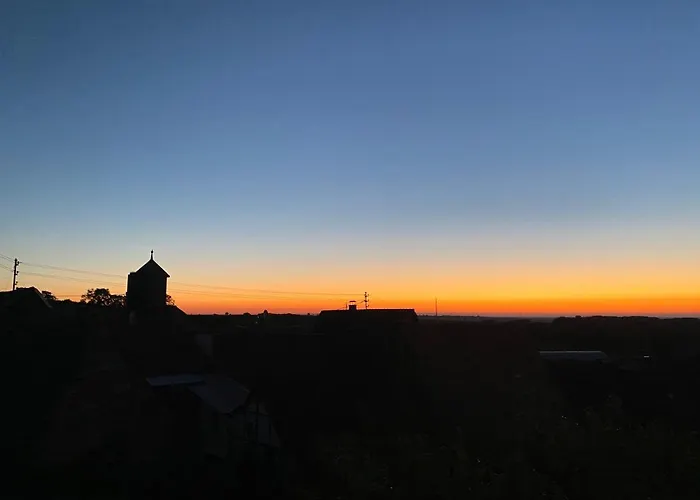 Atelier De Pfalz-loftstyl Mit Pfalzblick